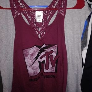 Mtv shirt size med